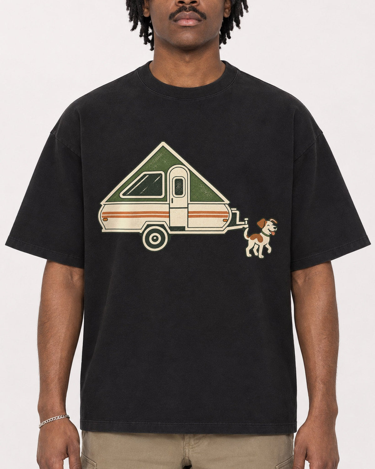Mockup Boxy Heavyweight Tee Black male close-up 04