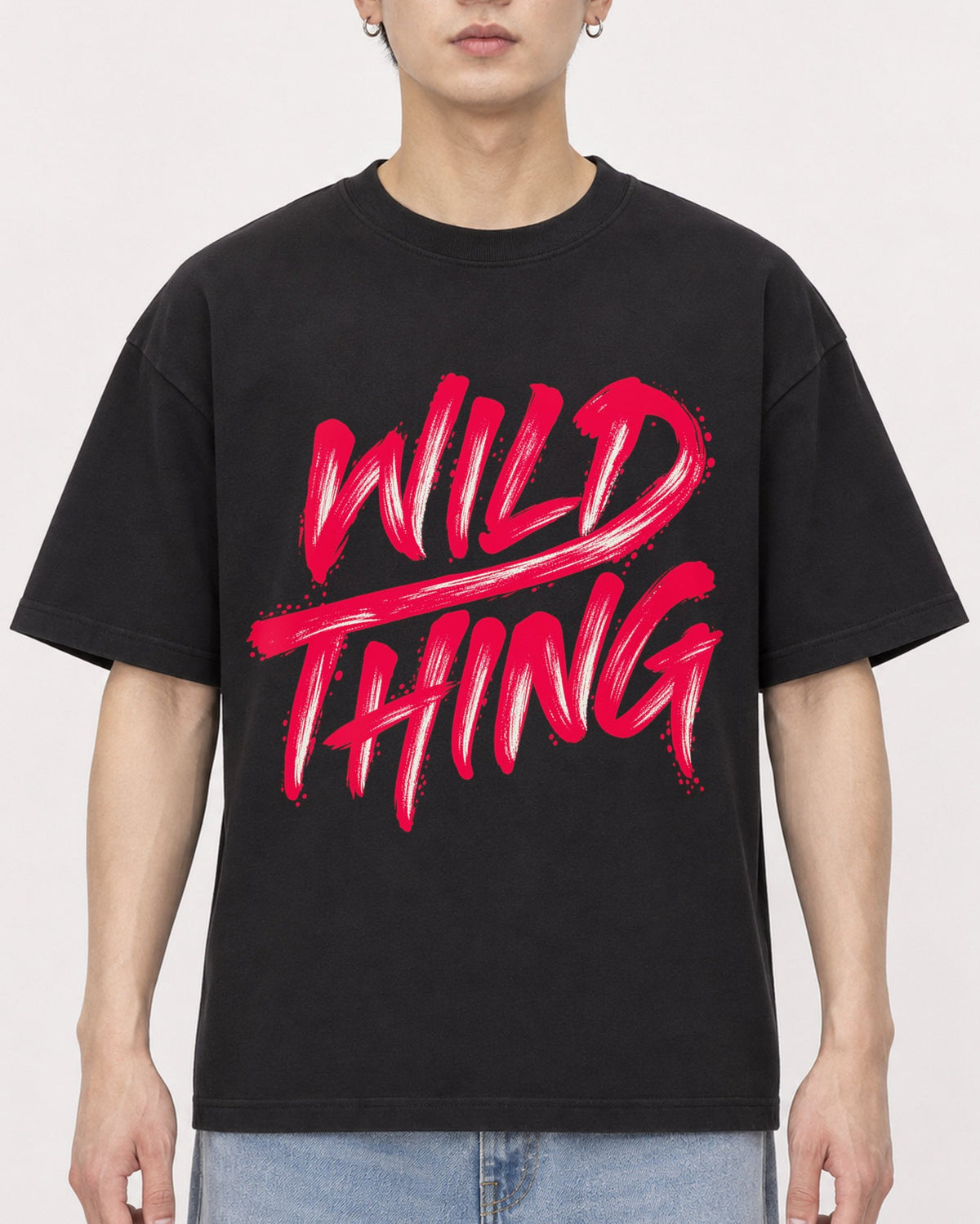 Mockup Boxy Heavyweight Tee Black male close-up 01