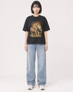 Mockup Boxy Heavyweight Tee Black female full-body 11