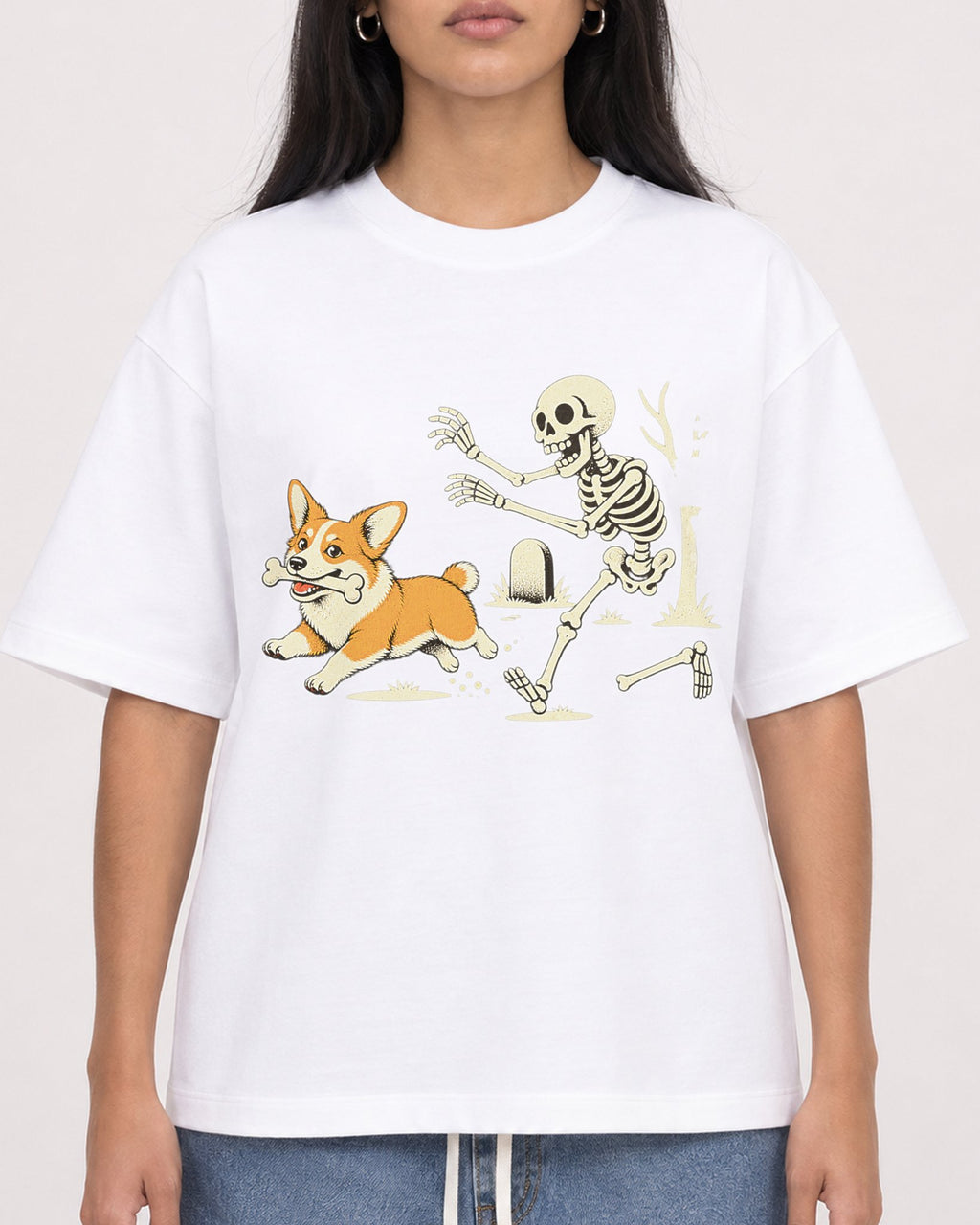 Mockup Boxy Heavyweight Tee White female close-up 46
