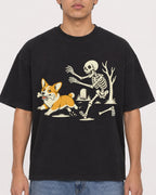 Mockup Boxy Heavyweight Tee Black male close-up 46