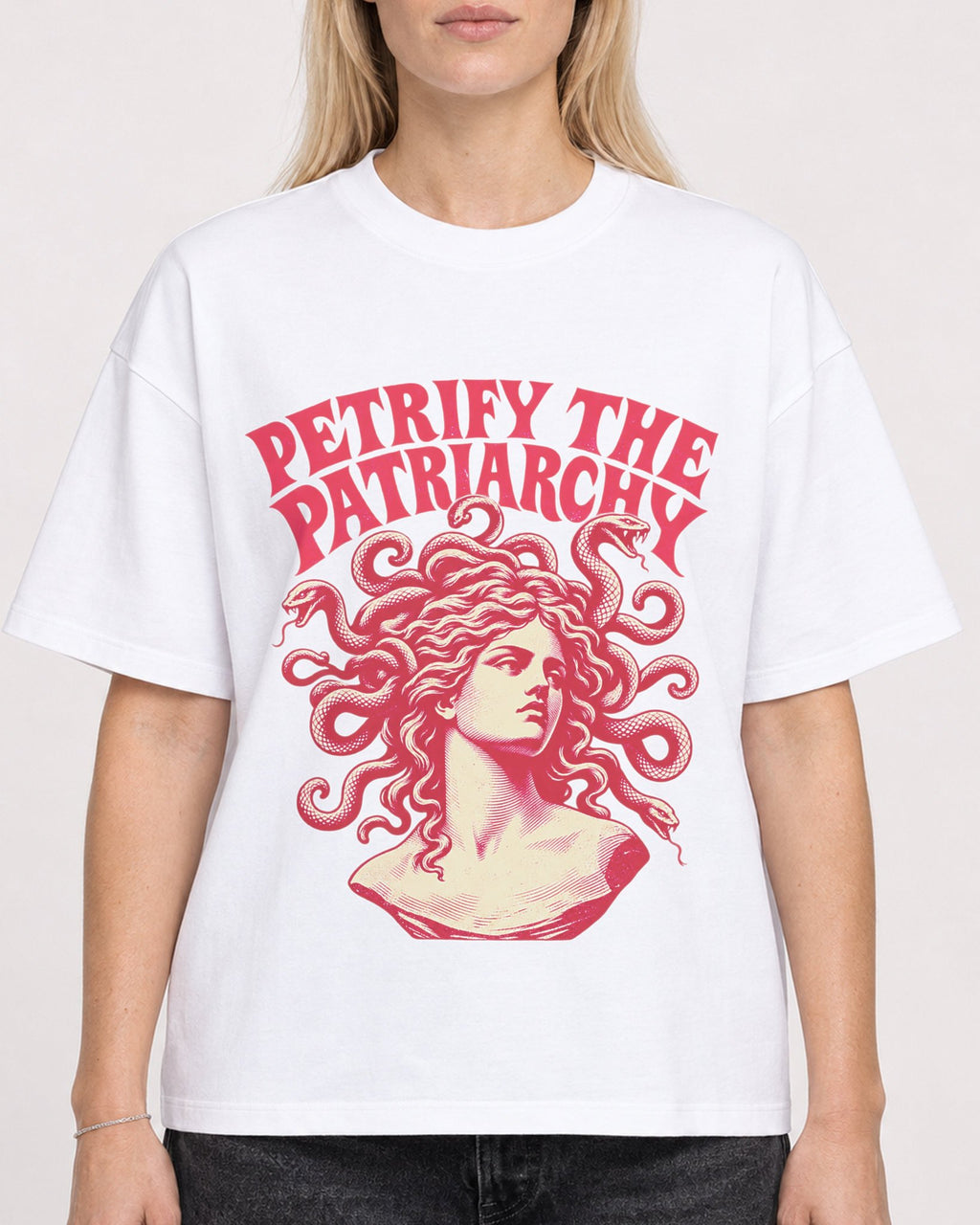 Mockup Boxy Heavyweight Tee White female close-up 08