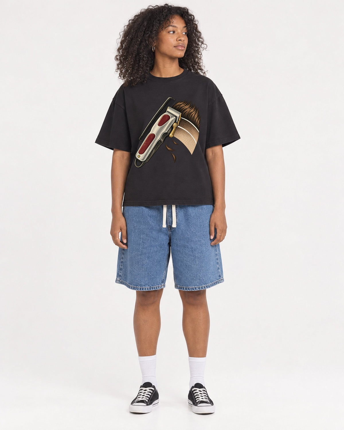 Mockup Boxy Heavyweight Tee Black female full-body 05