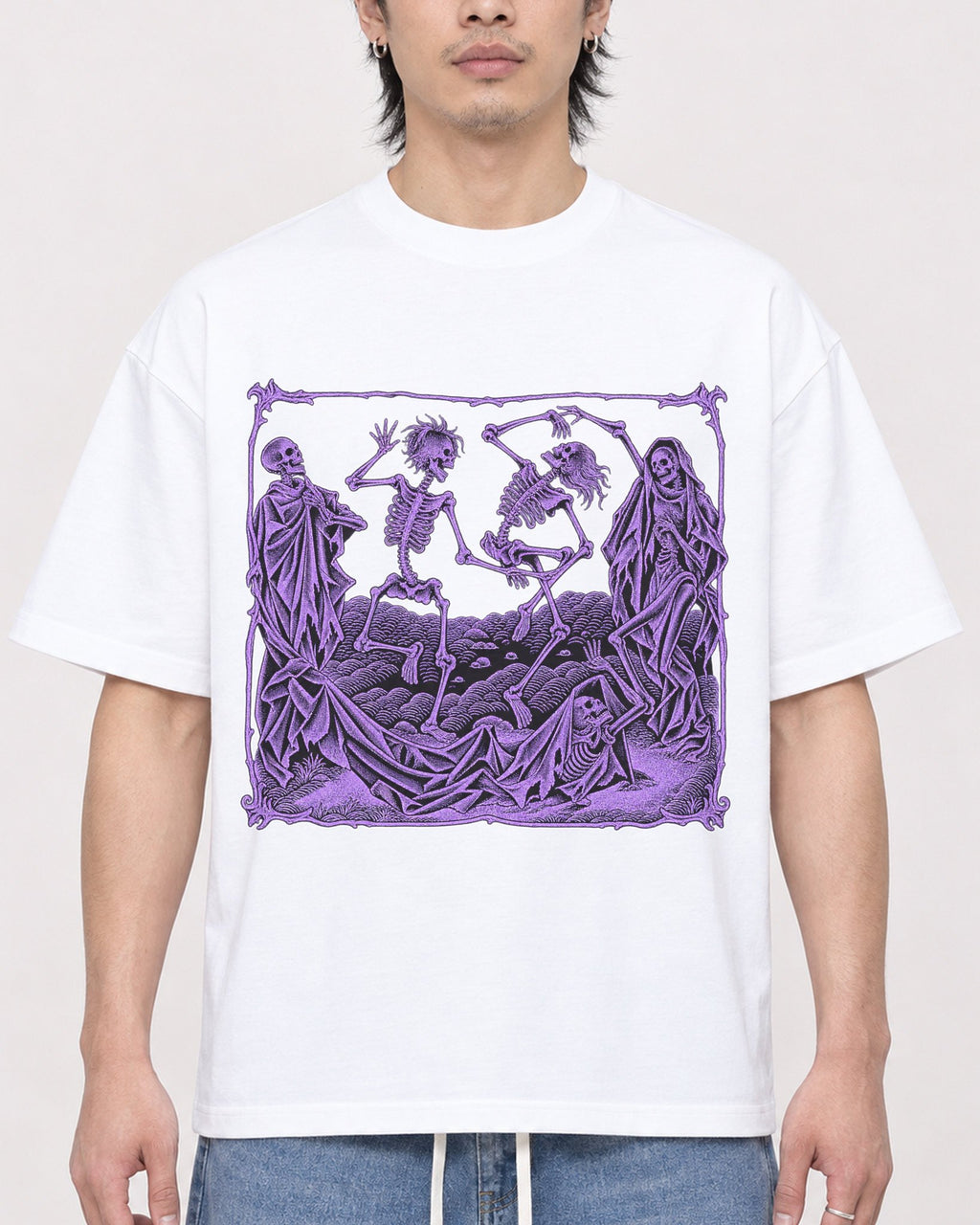 Mockup Boxy Heavyweight Tee White male close-up 23