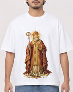 Mockup Boxy Heavyweight Tee White male close-up 02