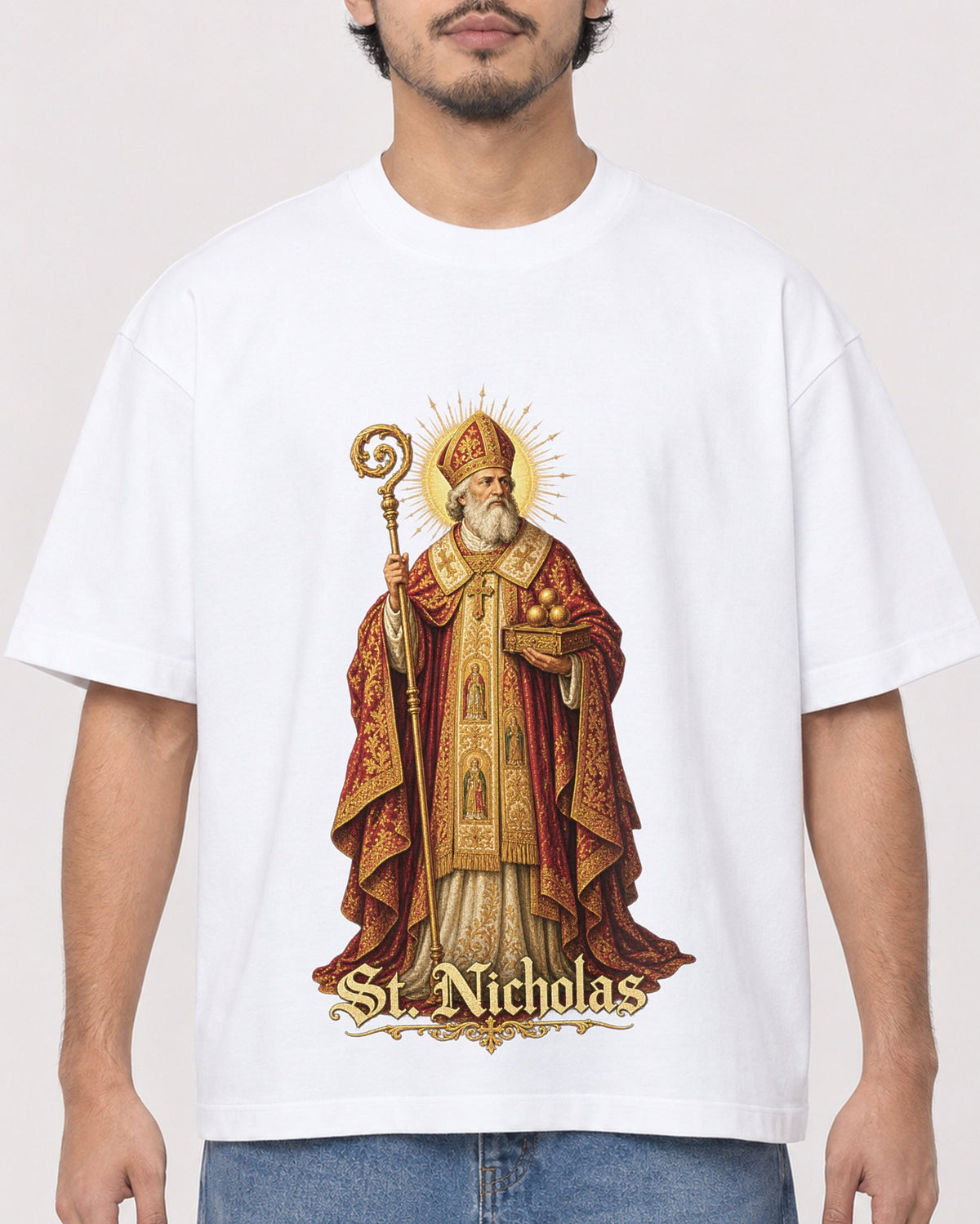 Mockup Boxy Heavyweight Tee White male close-up 02