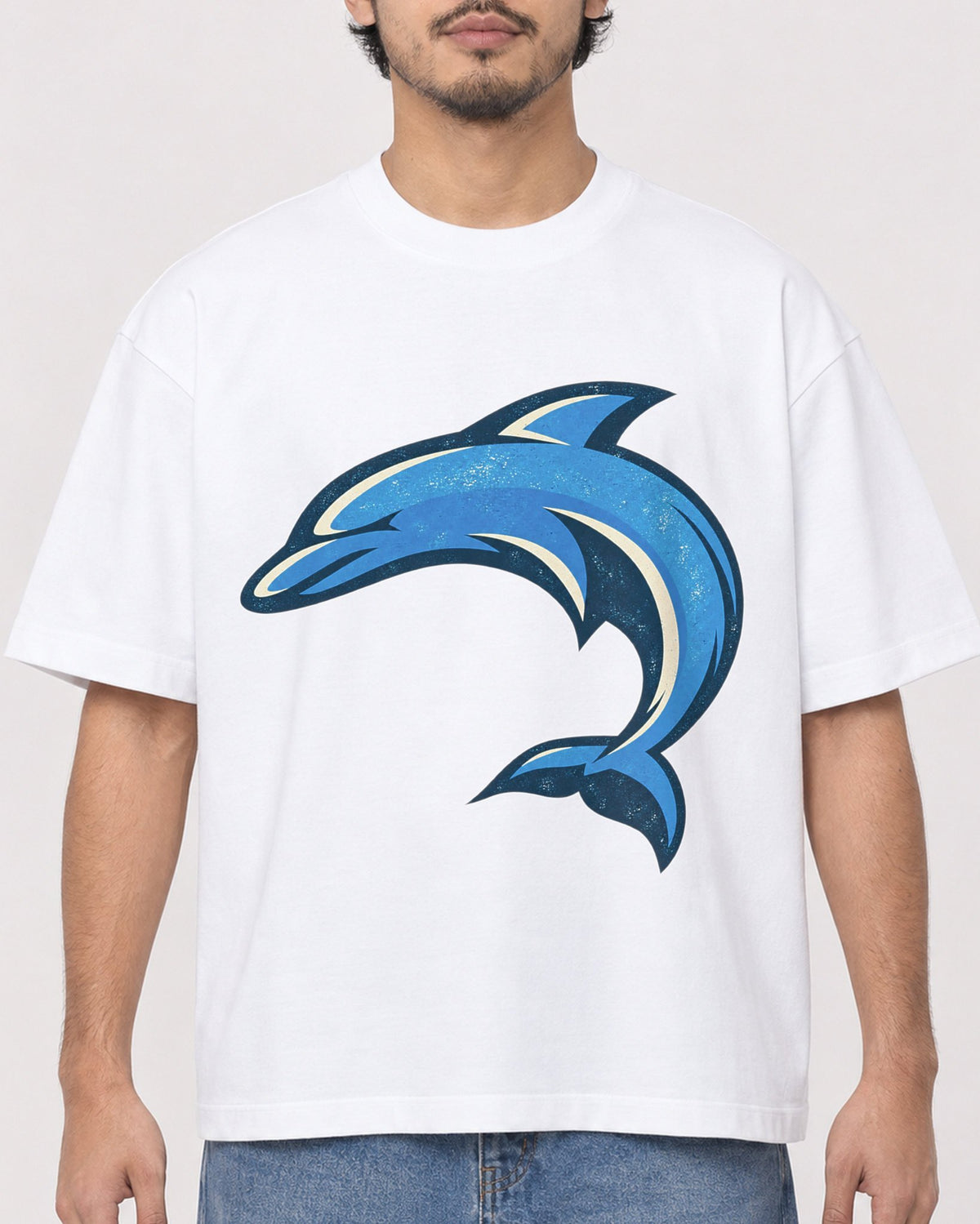 Mockup Boxy Heavyweight Tee White male close-up 02