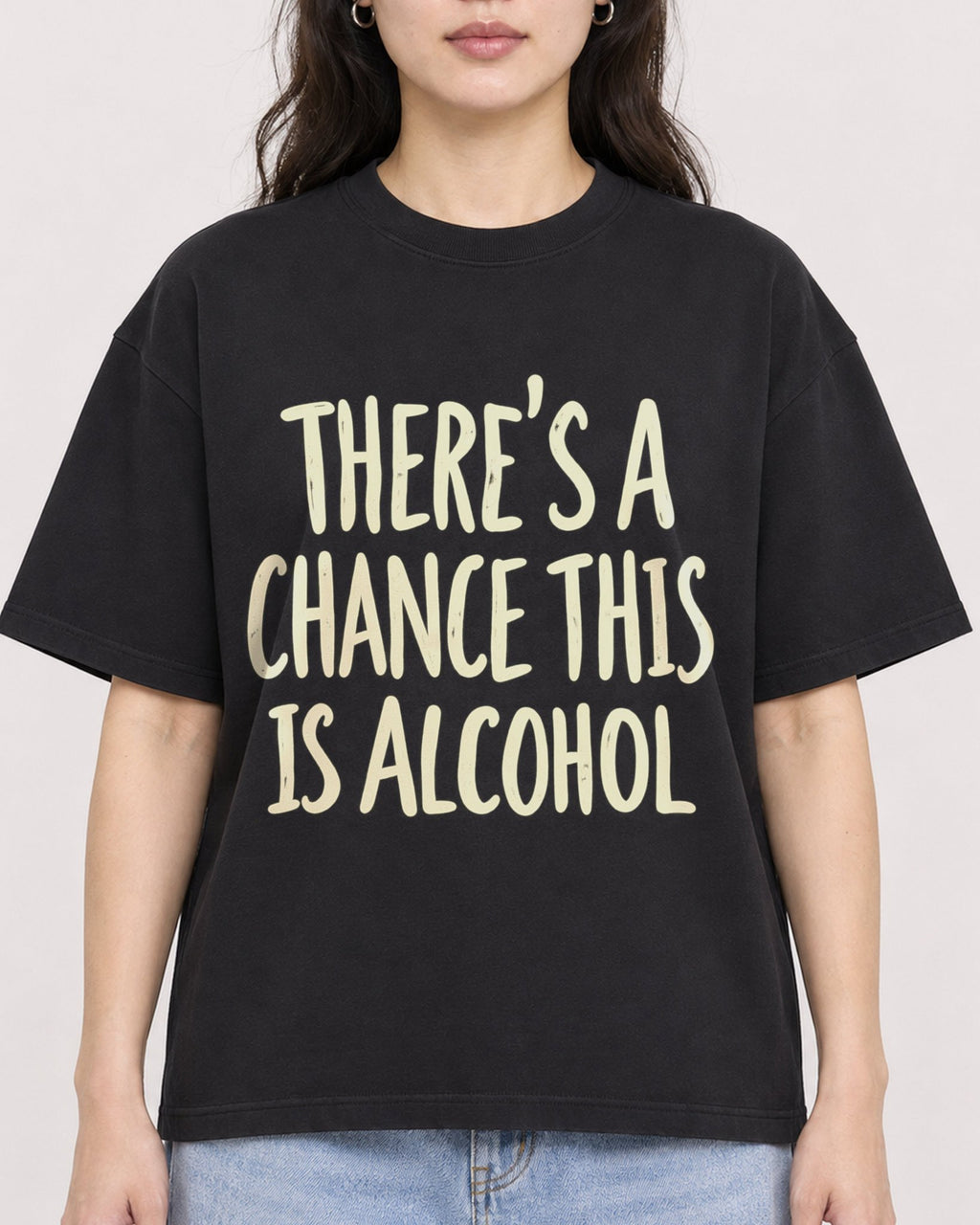 Mockup Boxy Heavyweight Tee Black female close-up 03