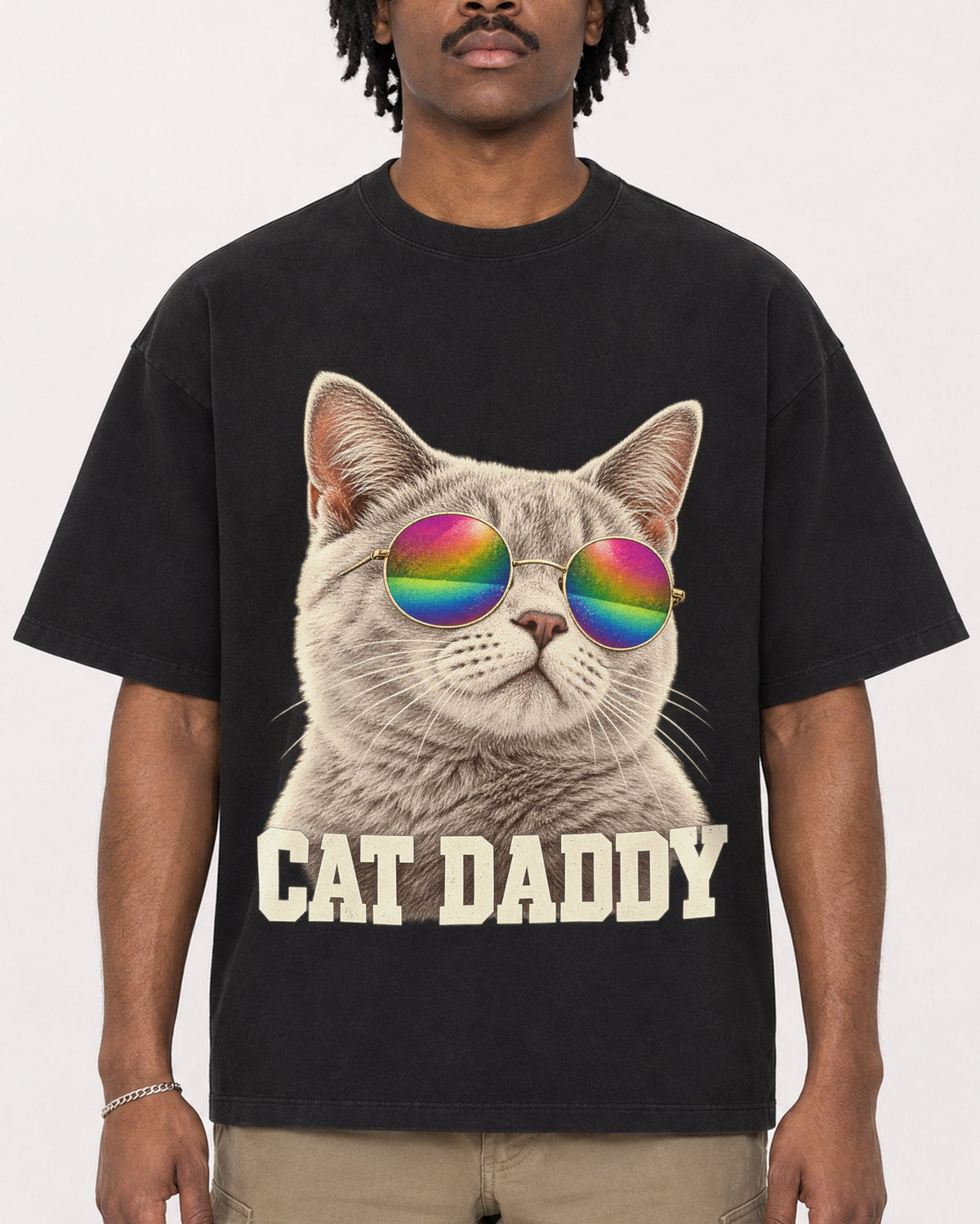 Mockup Boxy Heavyweight Tee Black male close-up 04