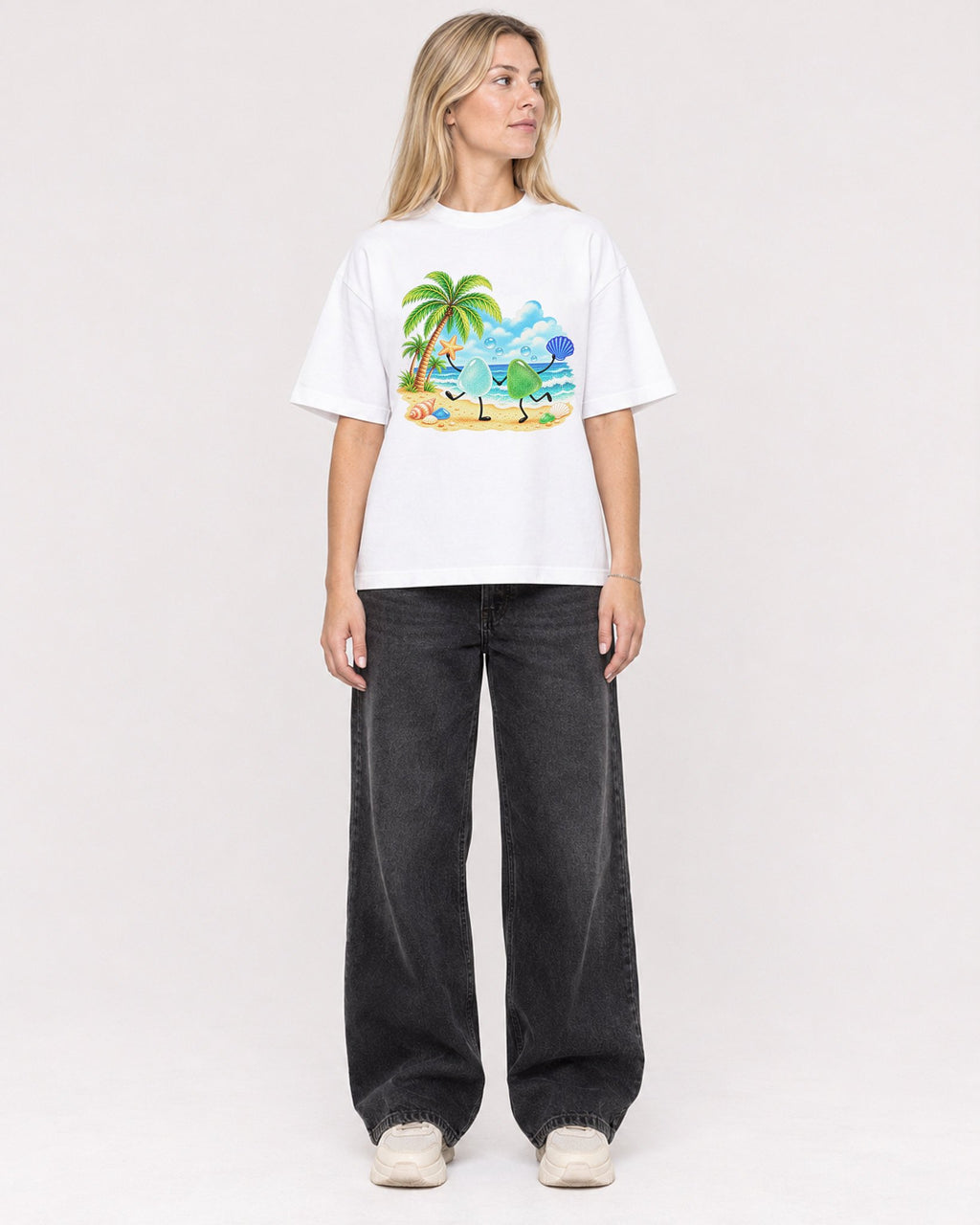 Mockup Boxy Heavyweight Tee White female full-body 08