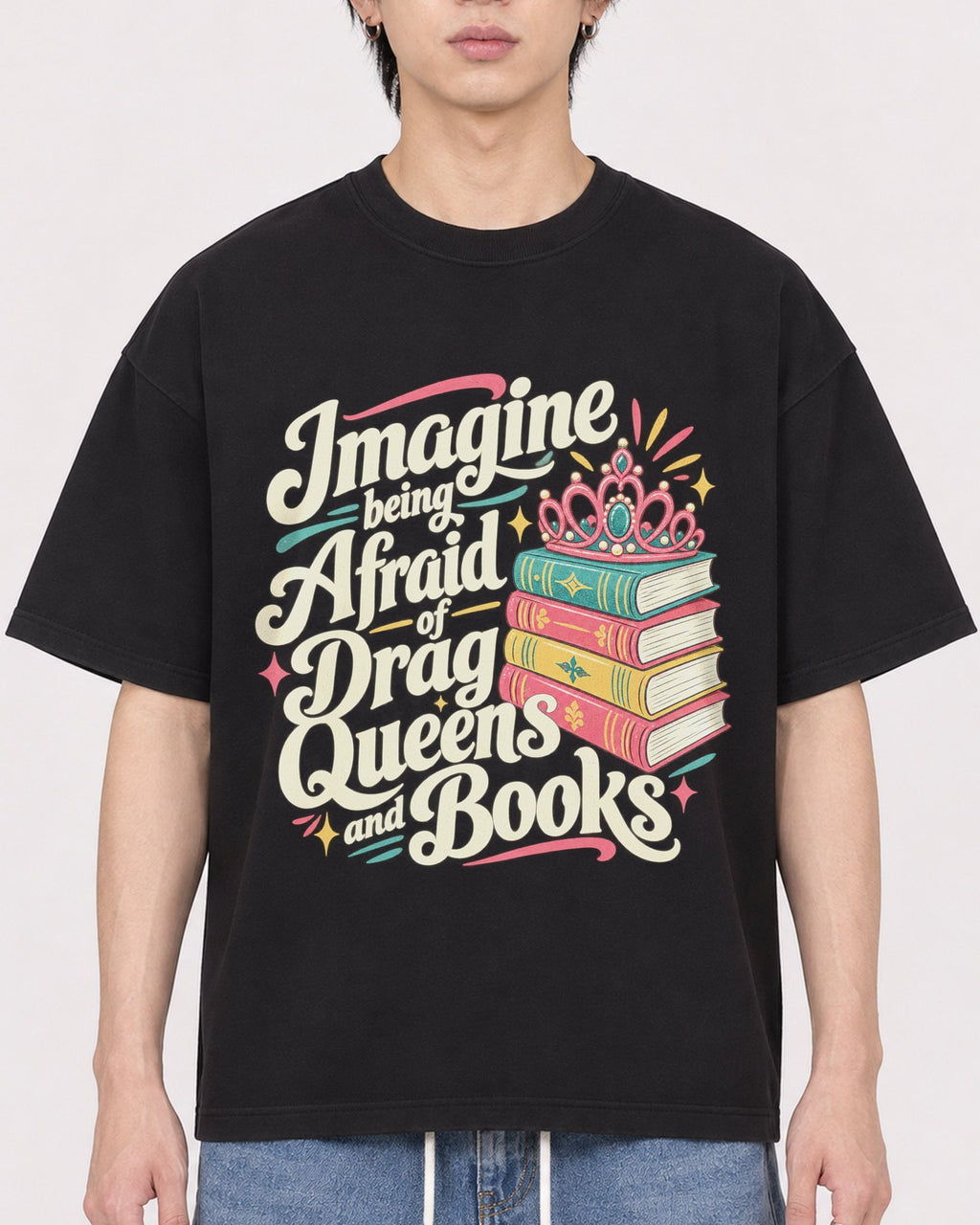 Mockup Boxy Heavyweight Tee Black male close-up 11
