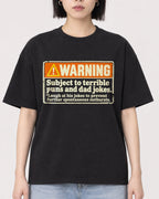 Mockup Boxy Heavyweight Tee Black female close-up 11