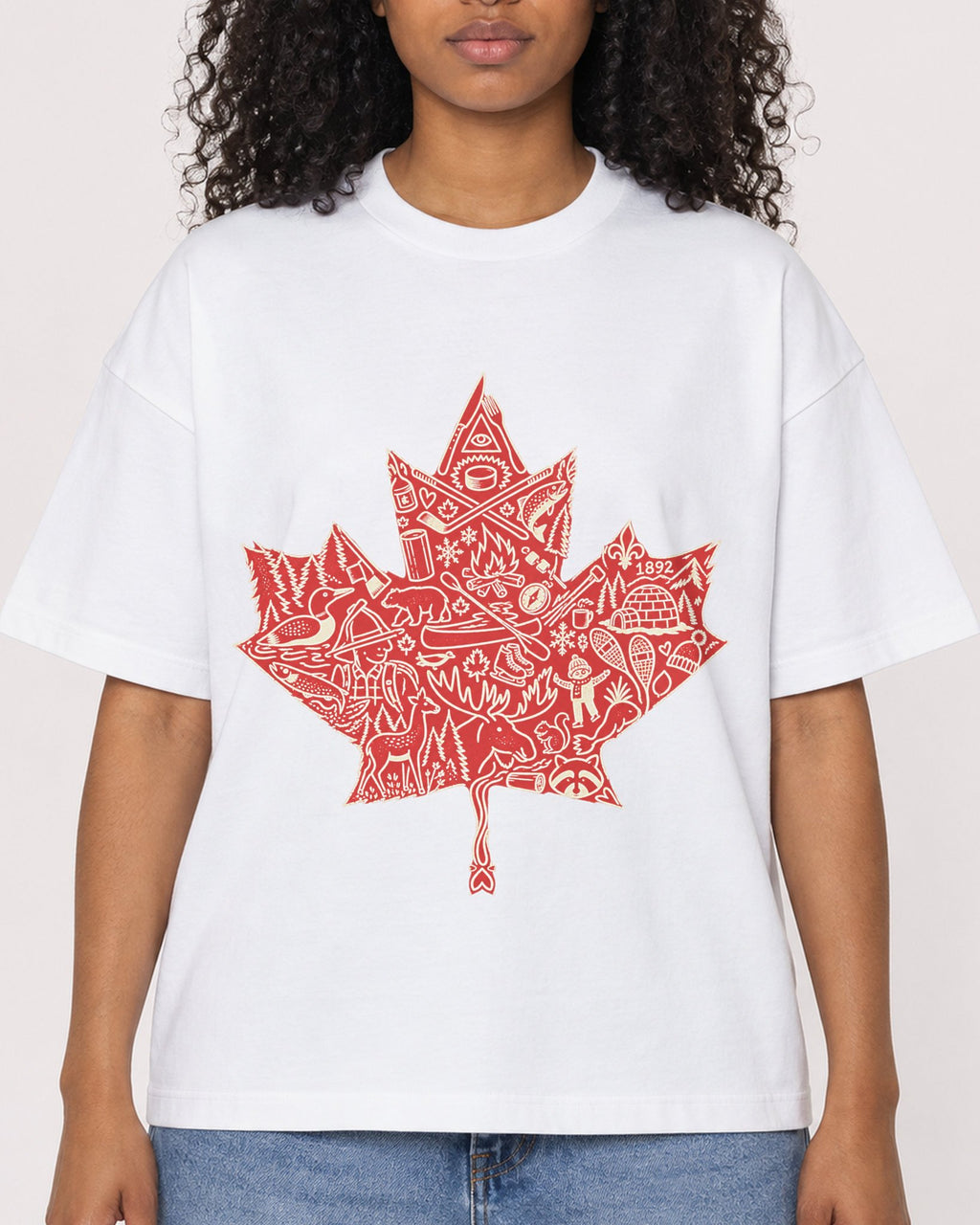 Mockup Boxy Heavyweight Tee White female close-up 05