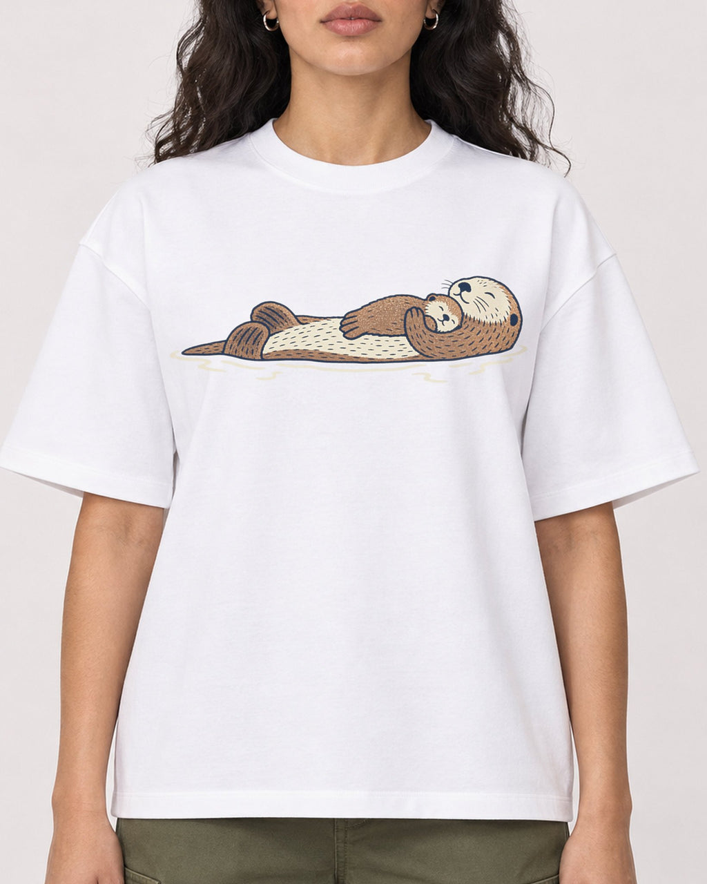 Mockup Boxy Heavyweight Tee White female close-up 07