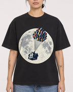 Mockup Boxy Heavyweight Tee Black female close-up 12
