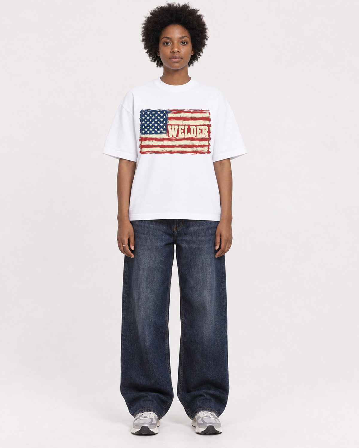 Mockup Boxy Heavyweight Tee White female full-body 14