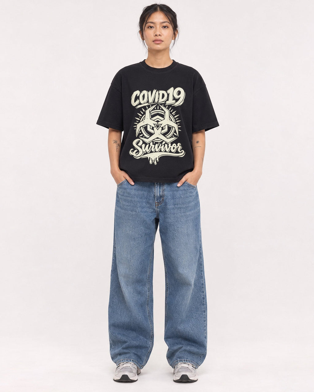 Mockup Boxy Heavyweight Tee Black female full-body 12