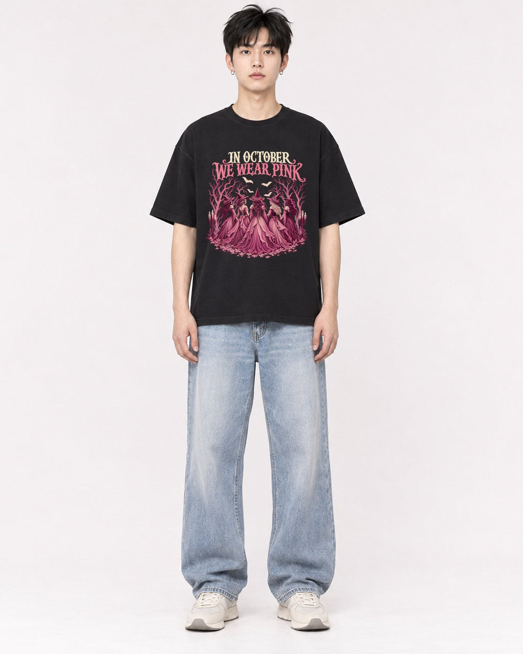 Mockup Boxy Heavyweight Tee Black male full-body 01