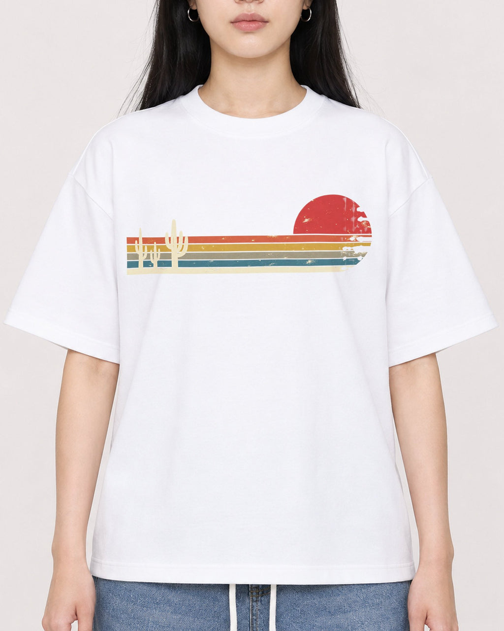 Mockup Boxy Heavyweight Tee White female close-up 01