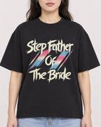 Mockup Boxy Heavyweight Tee Black female close-up 03