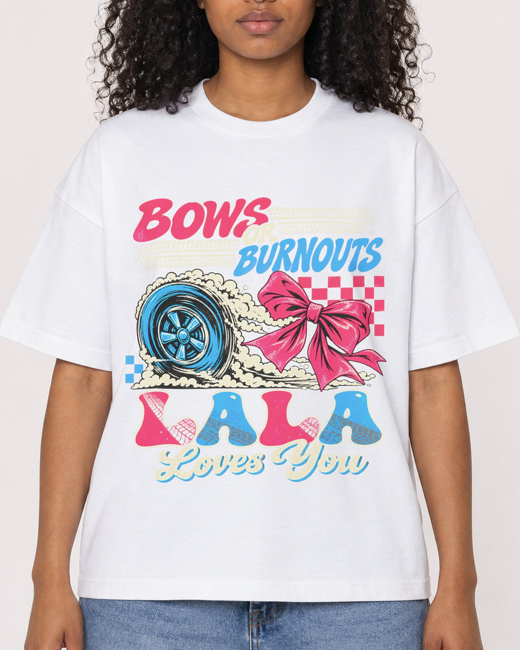 Mockup Boxy Heavyweight Tee White female close-up 05