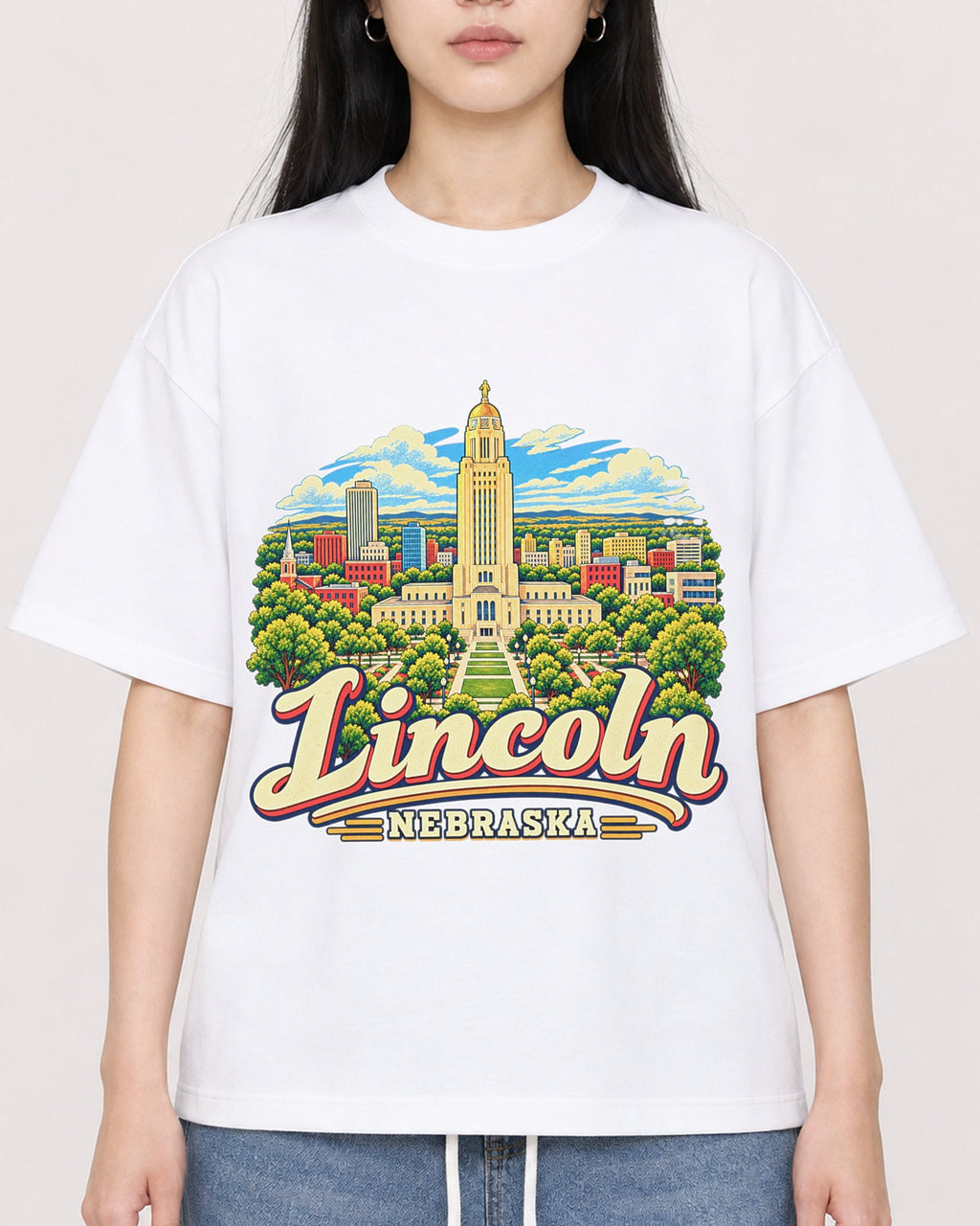Mockup Boxy Heavyweight Tee White female close-up 01