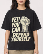 Mockup Boxy Heavyweight Tee Black female close-up 02