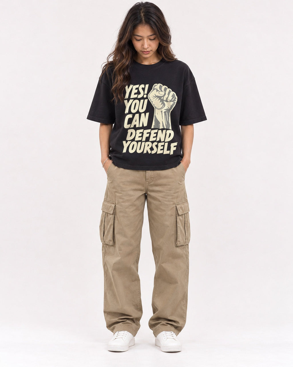 Mockup Boxy Heavyweight Tee Black female full-body 02