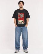 Mockup Boxy Heavyweight Tee Black male full-body 02