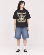 Mockup Boxy Heavyweight Tee Black female full-body 13