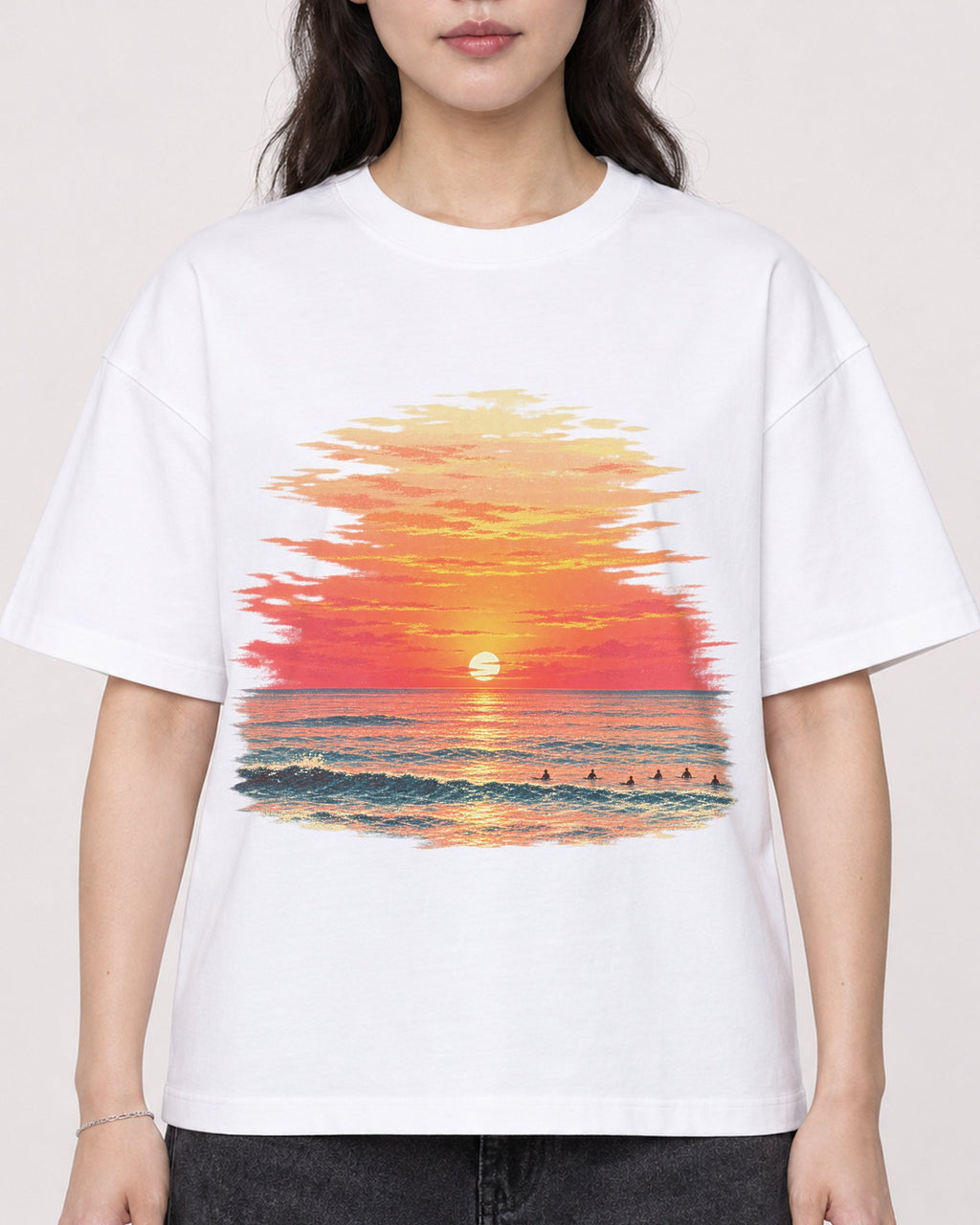 Mockup Boxy Heavyweight Tee White female close-up 03