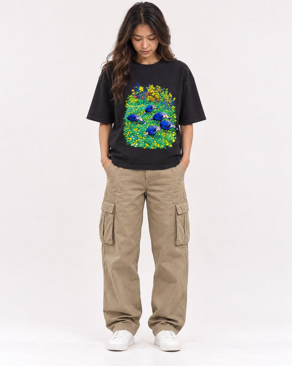 Mockup Boxy Heavyweight Tee Black female full-body 02