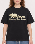 Mockup Boxy Heavyweight Tee Black female close-up 09