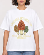 Mockup Boxy Heavyweight Tee White female close-up 40