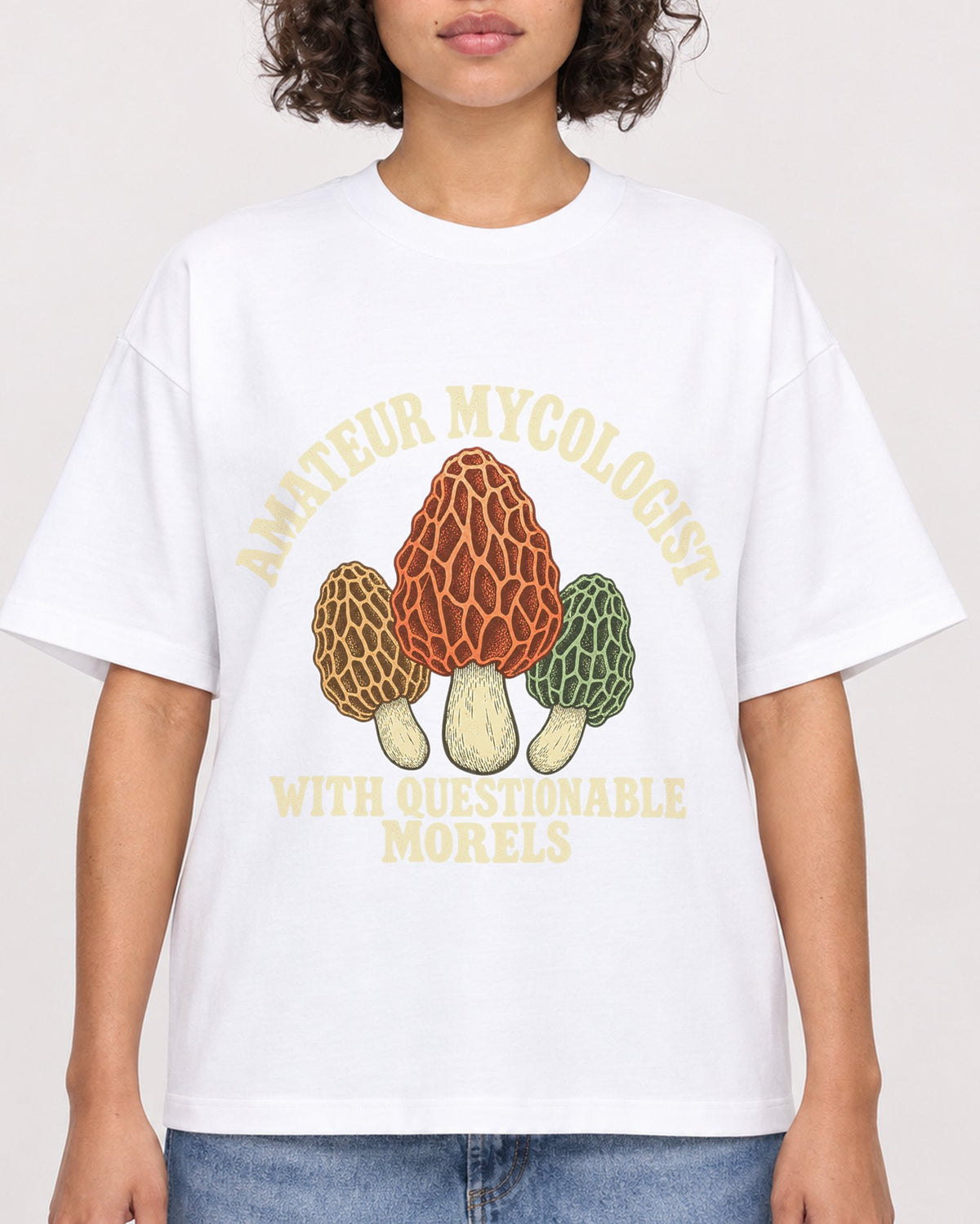 Mockup Boxy Heavyweight Tee White female close-up 40