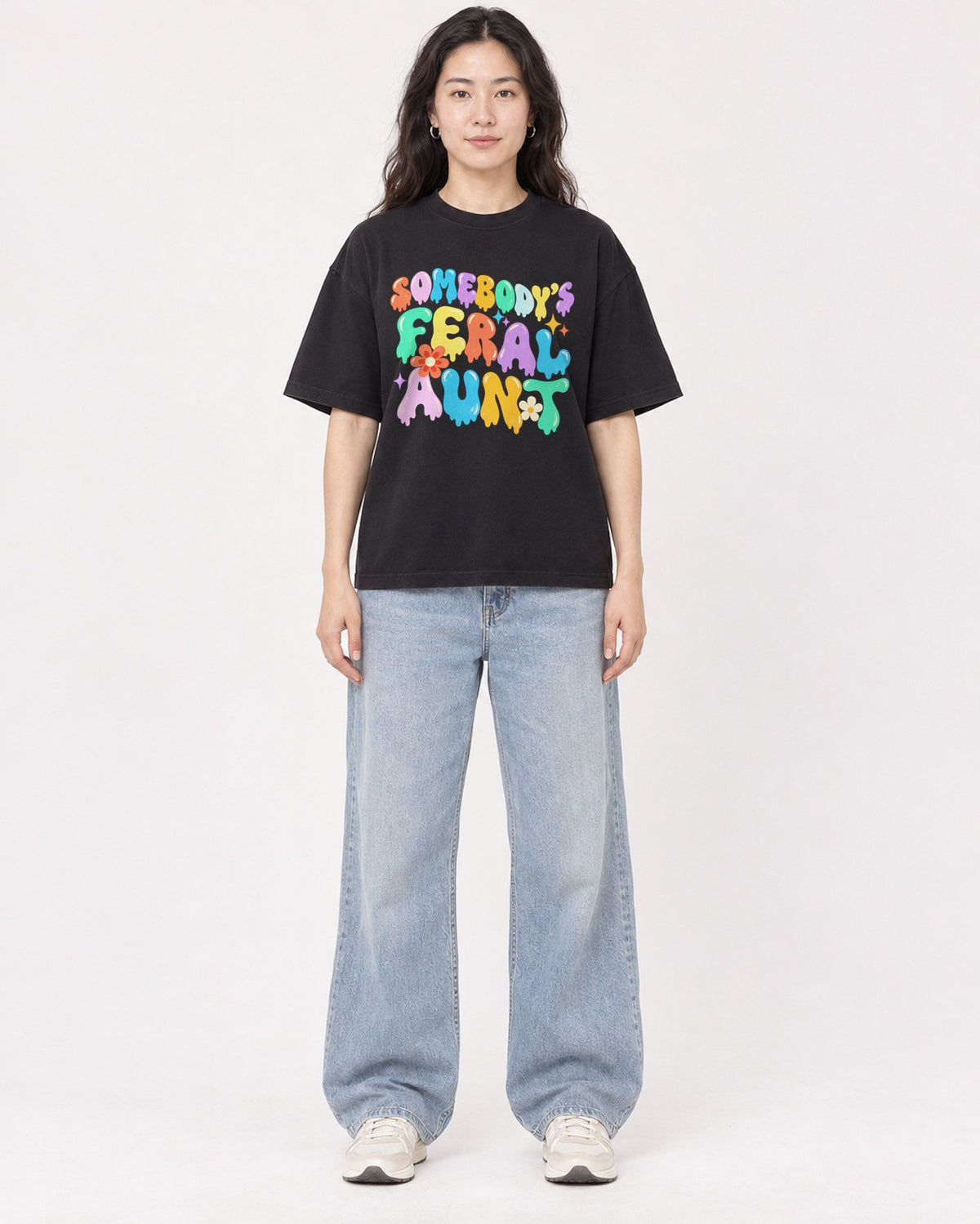 Mockup Boxy Heavyweight Tee Black female full-body 03