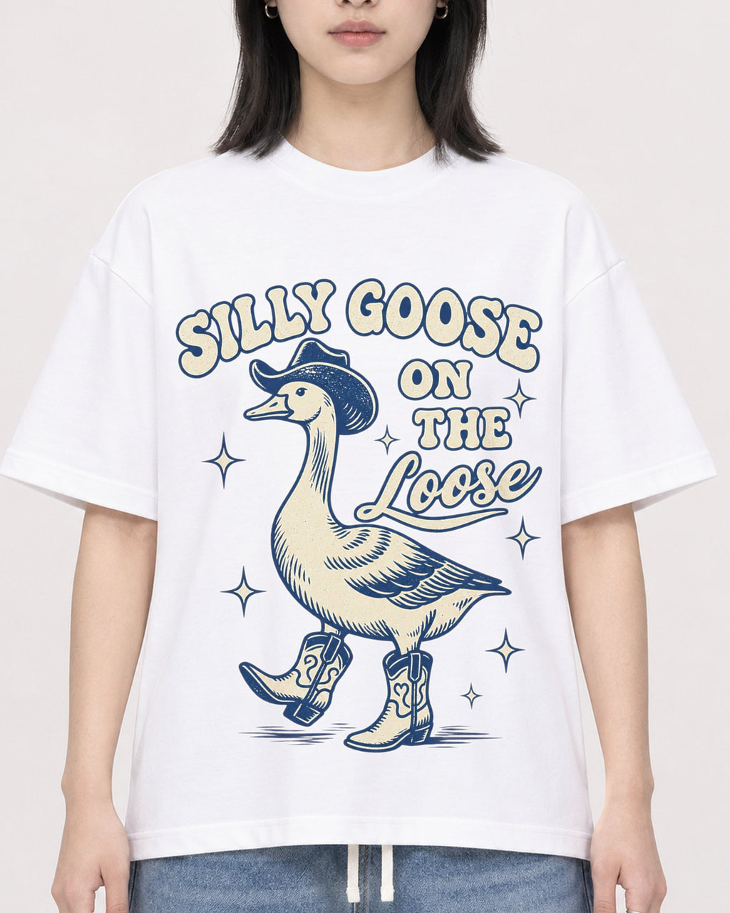 Mockup Boxy Heavyweight Tee White female close-up 31