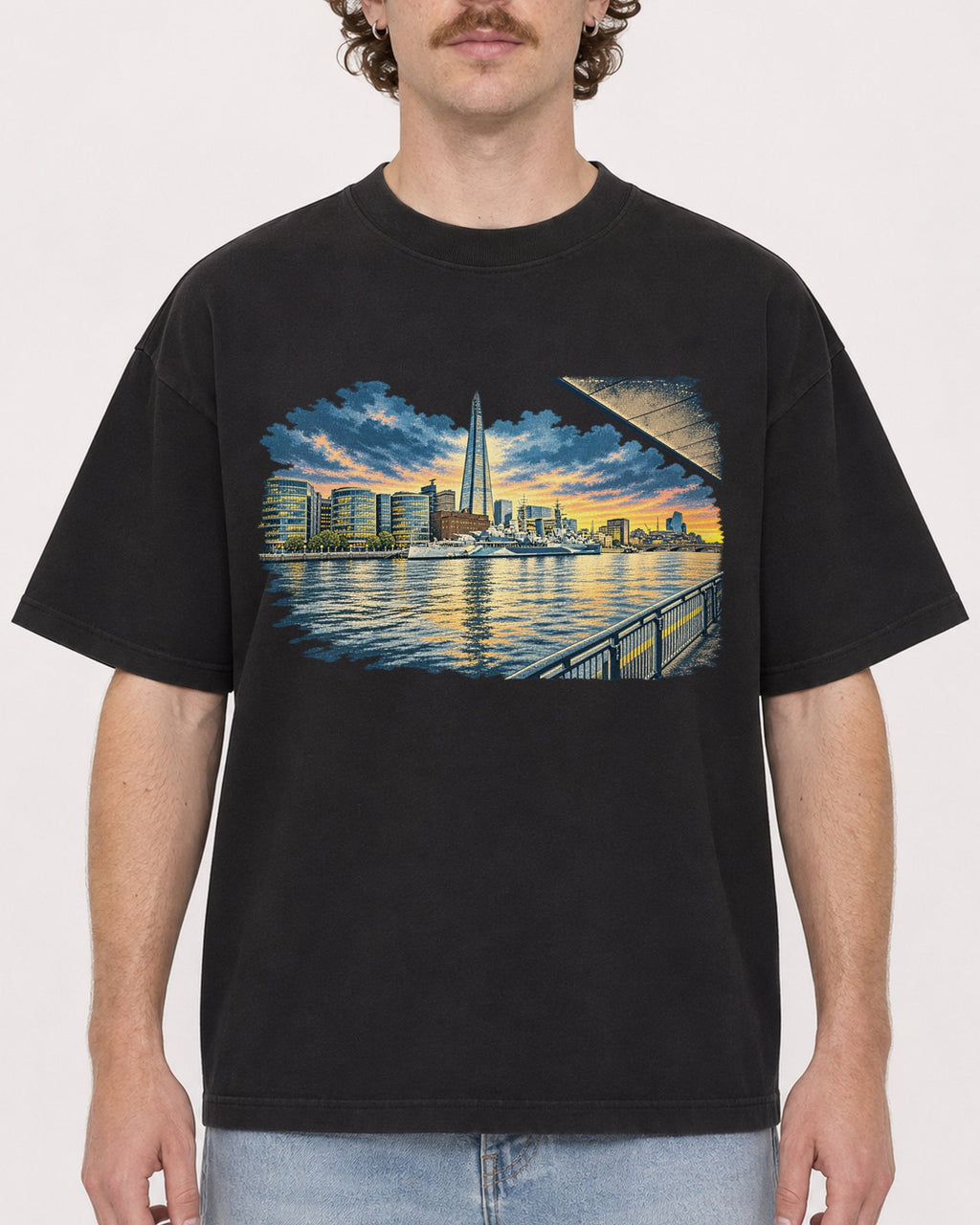 Mockup Boxy Heavyweight Tee Black male close-up 09