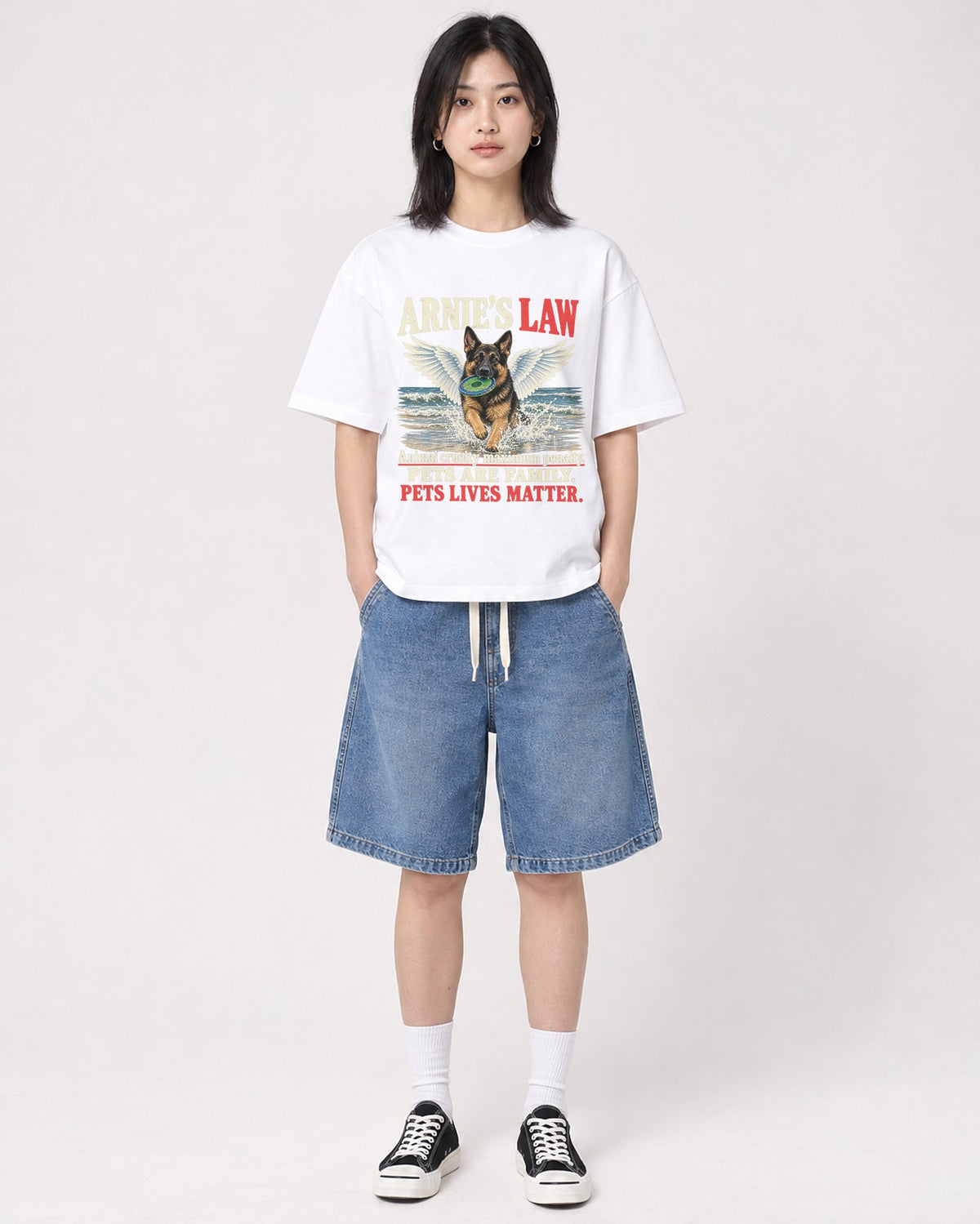 Mockup Boxy Heavyweight Tee White female full-body 31