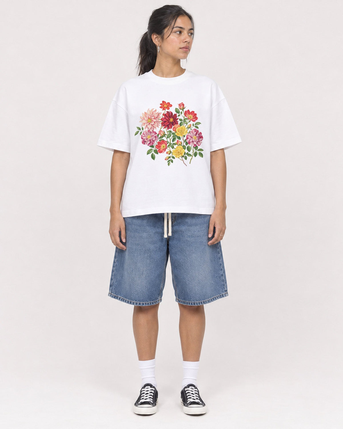 Mockup Boxy Heavyweight Tee White female full-body 16