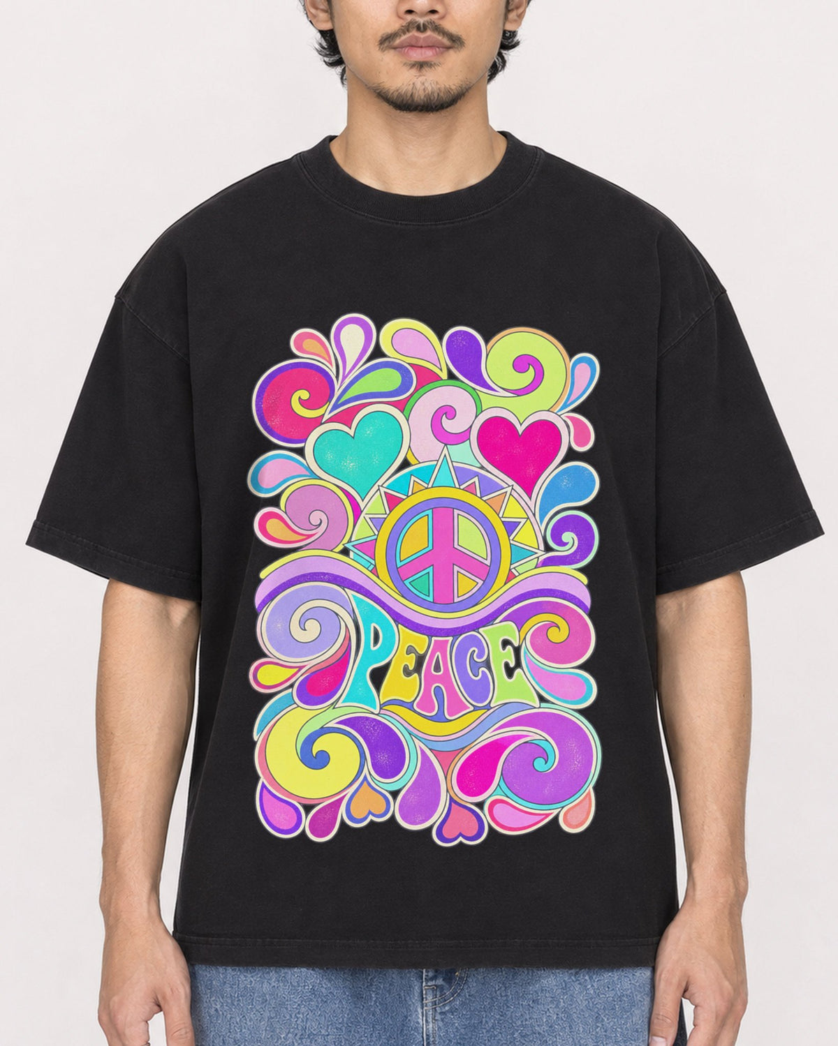 Mockup Boxy Heavyweight Tee Black male close-up 02