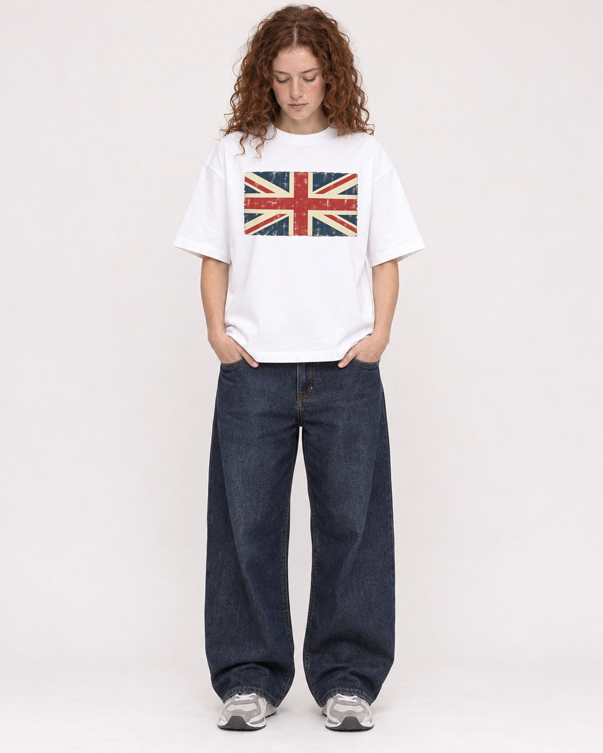 Mockup Boxy Heavyweight Tee White female full-body 09