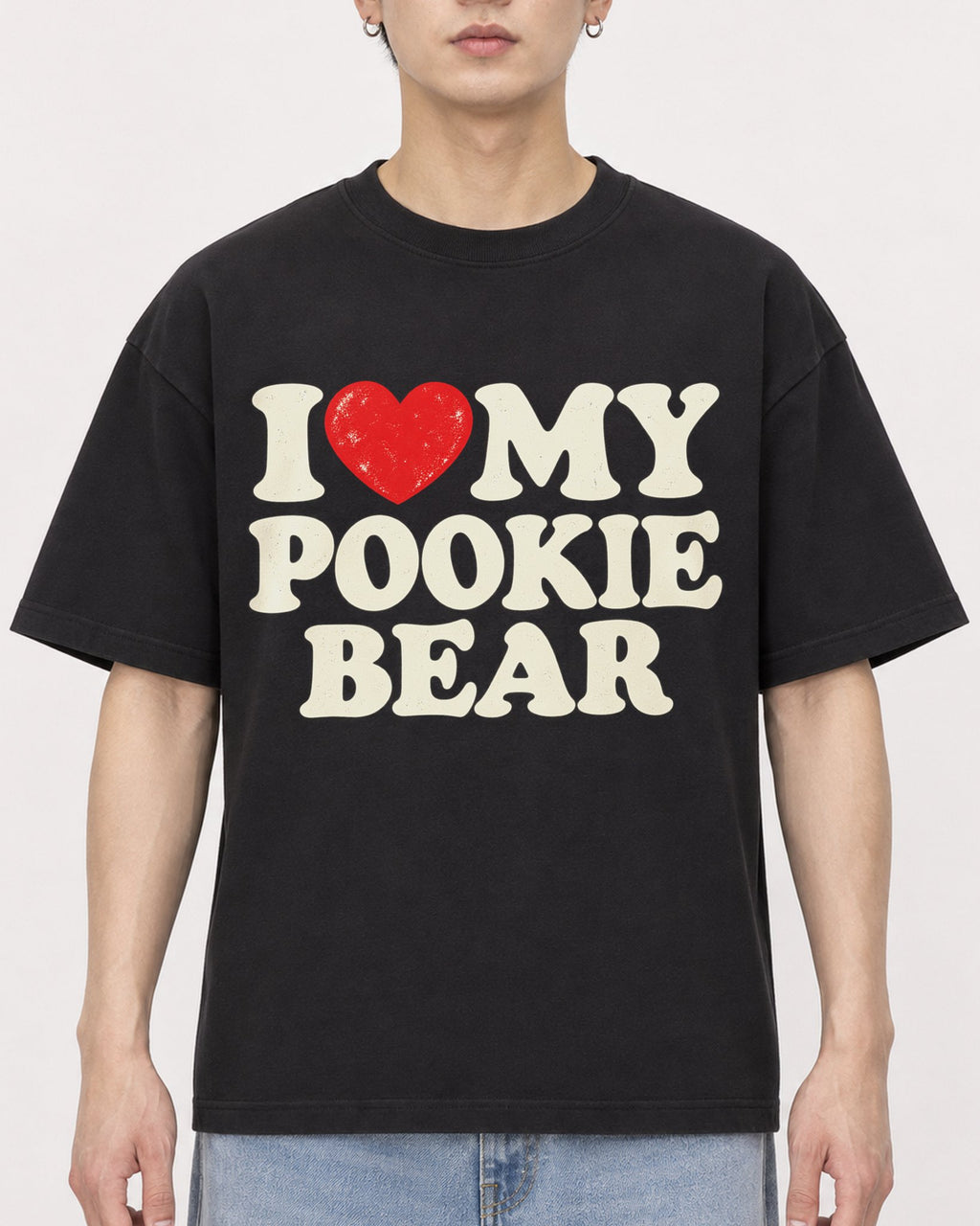 Mockup Boxy Heavyweight Tee Black male close-up 01
