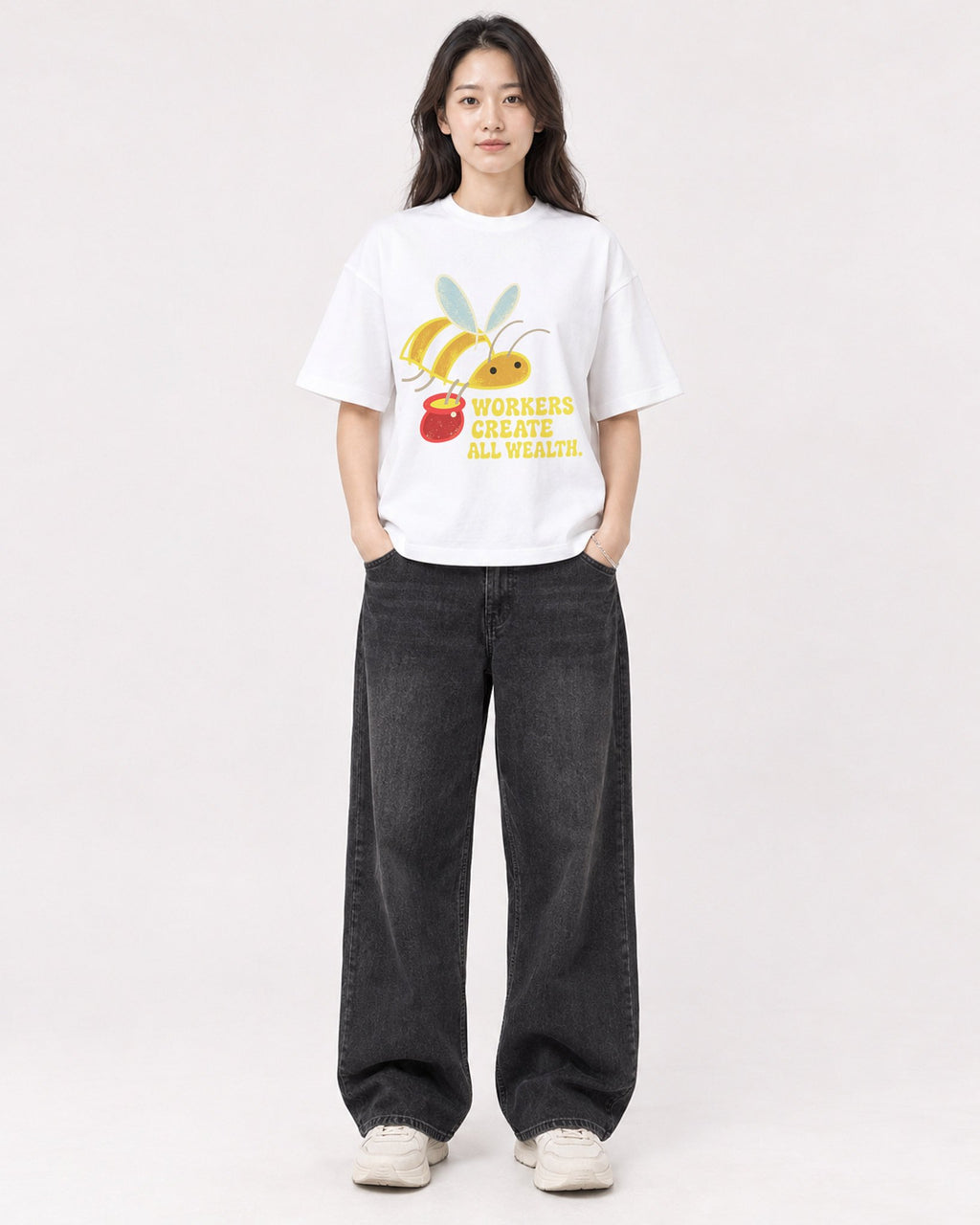 Mockup Boxy Heavyweight Tee White female full-body 03