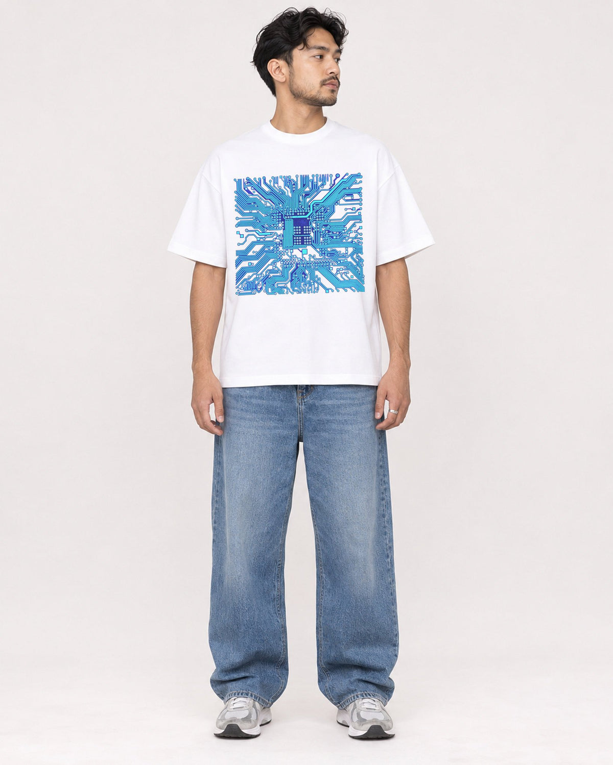 Mockup Boxy Heavyweight Tee White male full-body 02