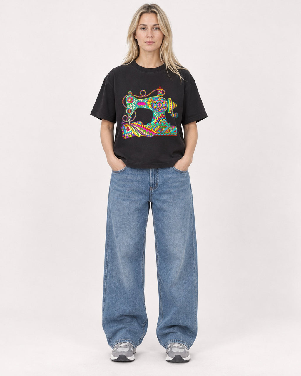 Mockup Boxy Heavyweight Tee Black female full-body 08