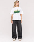 Mockup Boxy Heavyweight Tee White female full-body 08