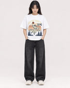 Mockup Boxy Heavyweight Tee White female full-body 13