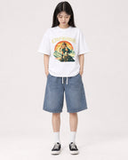Mockup Boxy Heavyweight Tee White female full-body 01