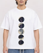 Mockup Boxy Heavyweight Tee White male close-up 03